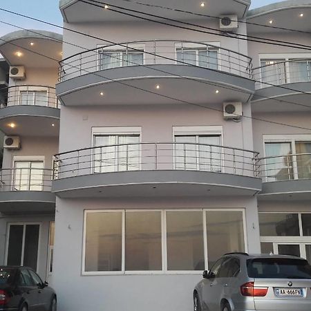 Apartments Villa Juvenito Sarandë 외부 사진