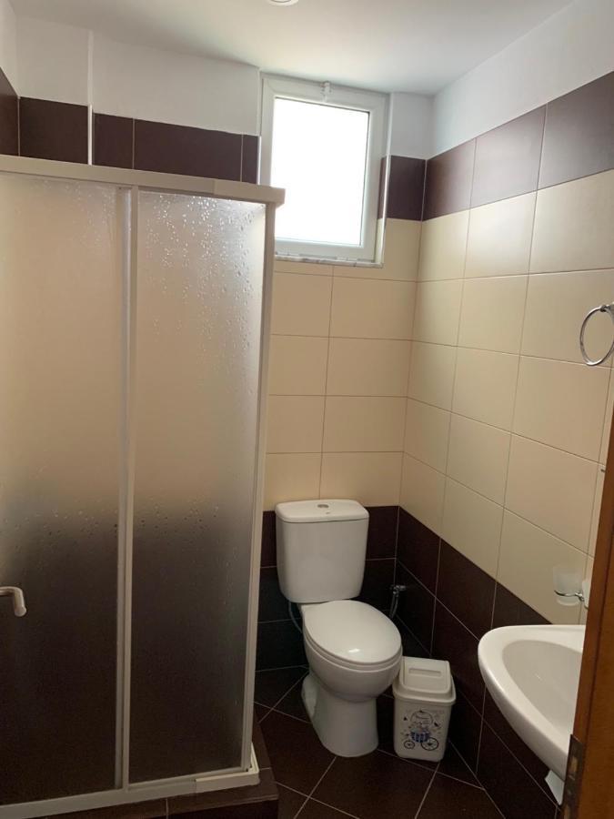 Apartments Villa Juvenito Sarandë 외부 사진